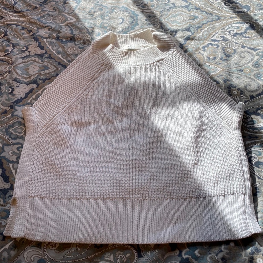 Aritzia Wilfred knit sleeveless top